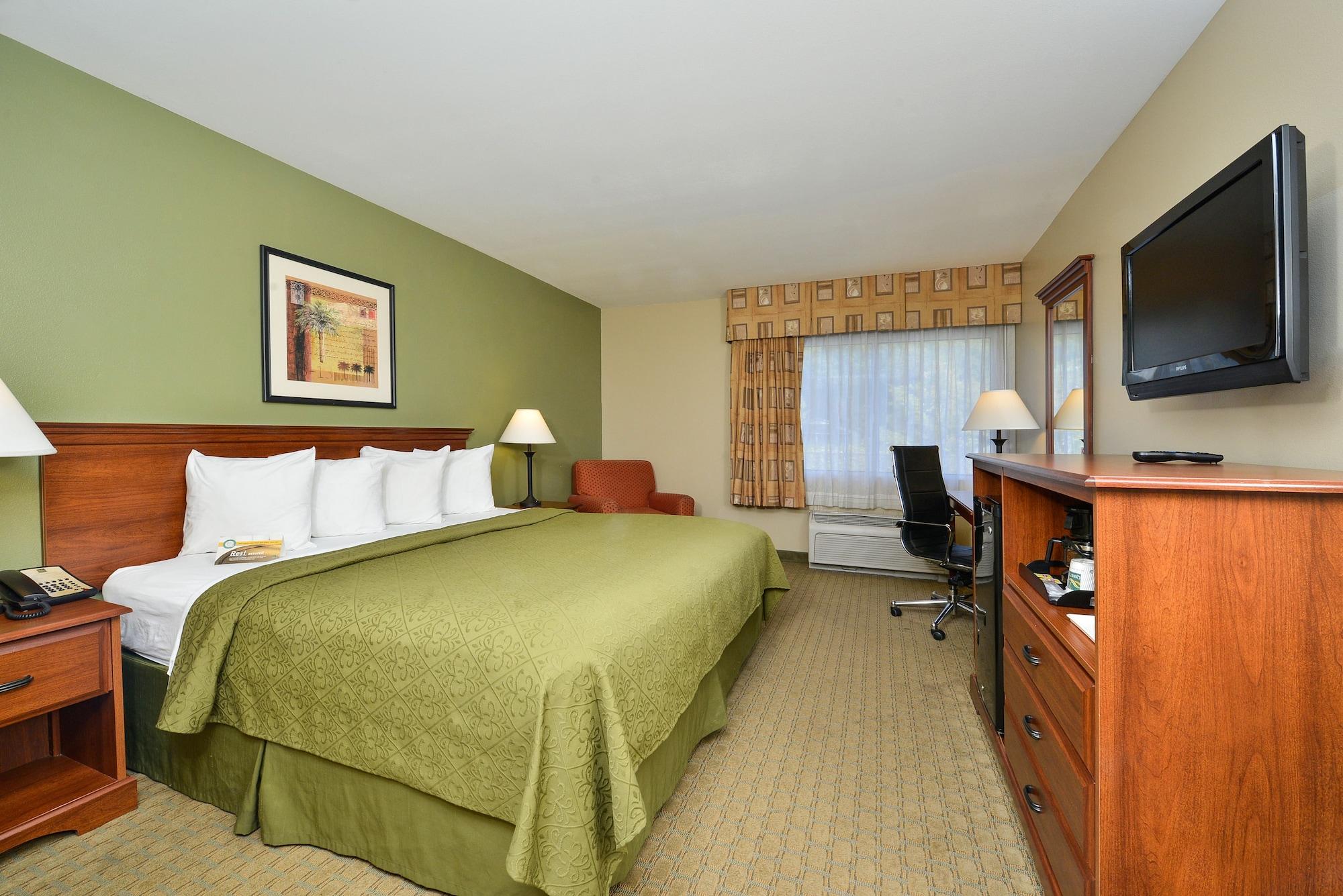Quality Inn & Suites Near Fairgrounds & Ybor City Тампа Екстер'єр фото