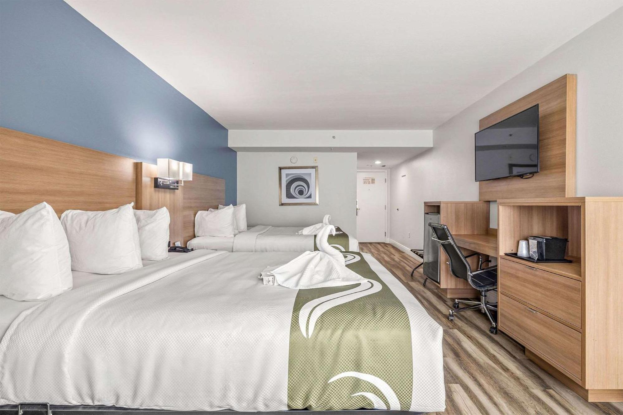 Quality Inn & Suites Tampa-Ybor City Екстер'єр фото